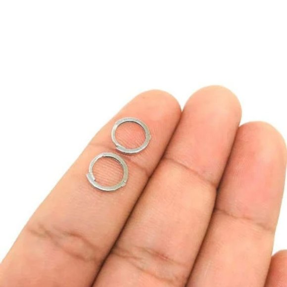 14K White Gold Huggies Hoop Earrings for Womens Mens Dainty Earrings 10x10 Tiny - Picture 2 of 7